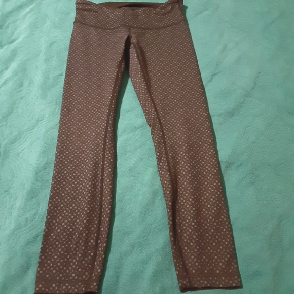 Lululemon women leggings - Picture 2 of 3